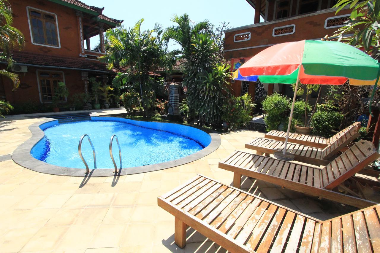 Pondok Wisata Elsa 2 Hotel Lovina  Exterior photo