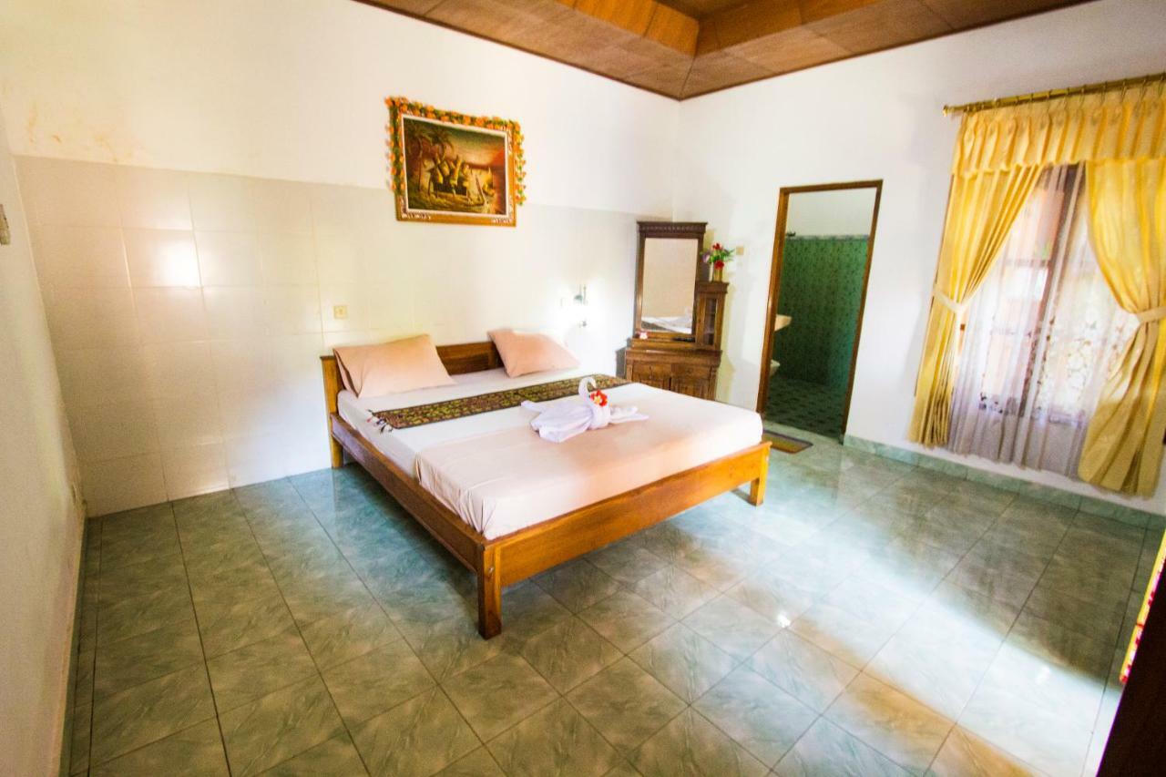 Pondok Wisata Elsa 2 Hotel Lovina  Exterior photo